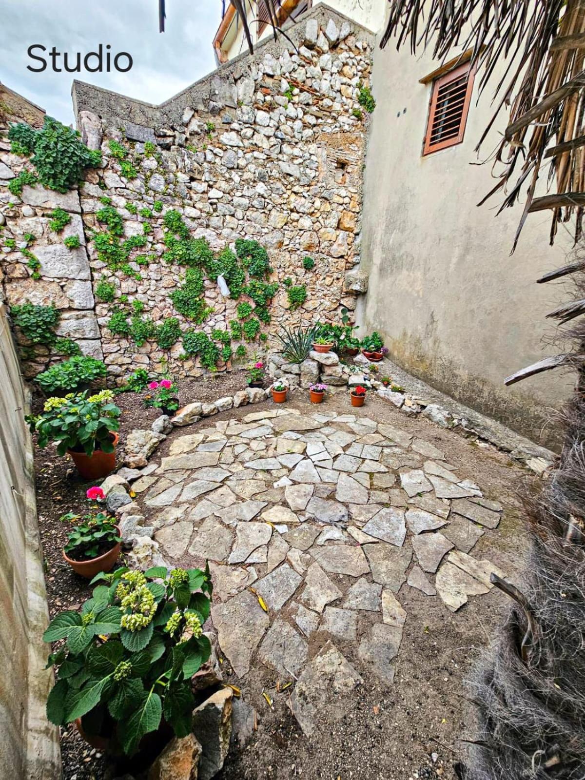 Forever Oasis Vrbnik (Primorje-Gorski Kotar)